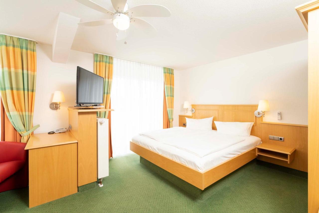 Hotel Brauerei Gasthof Hoehn Меммельсдорф Екстер'єр фото