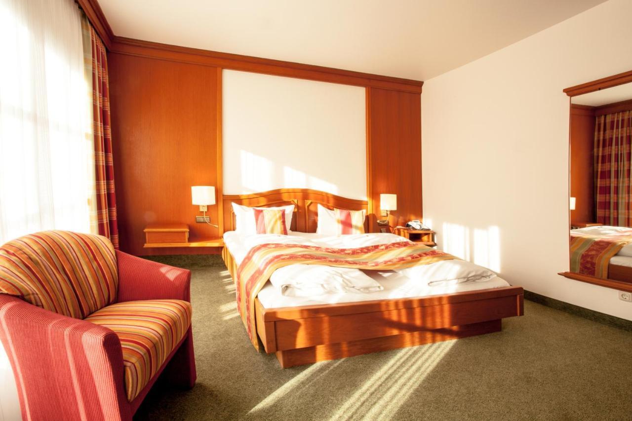 Hotel Brauerei Gasthof Hoehn Меммельсдорф Екстер'єр фото