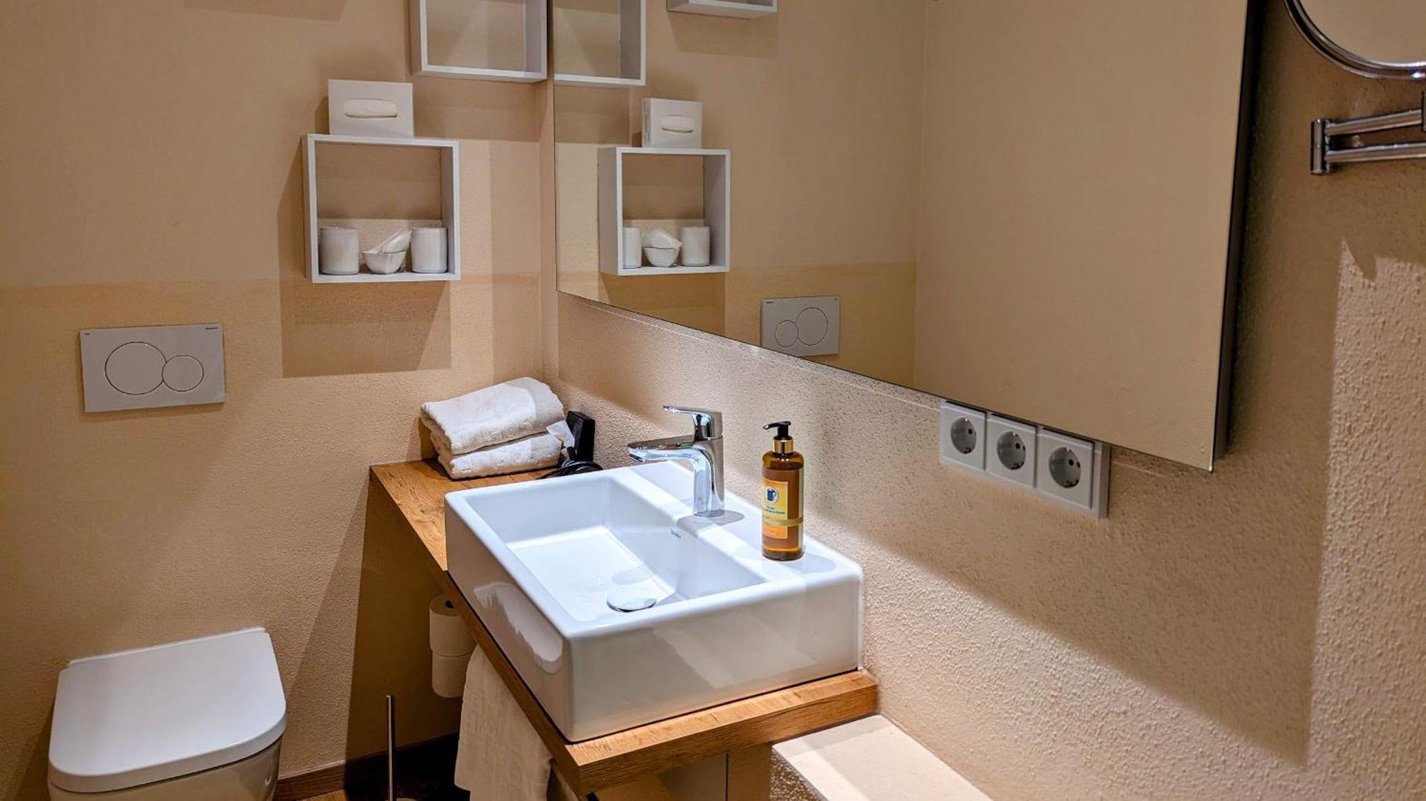 Hotel Brauerei Gasthof Hoehn Меммельсдорф Екстер'єр фото